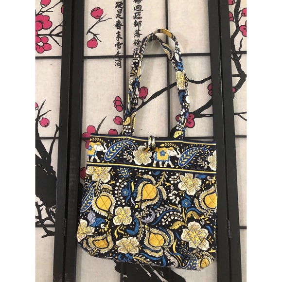 Vera Bradley Handbags - Vera Bradley Ellie Tote Bag